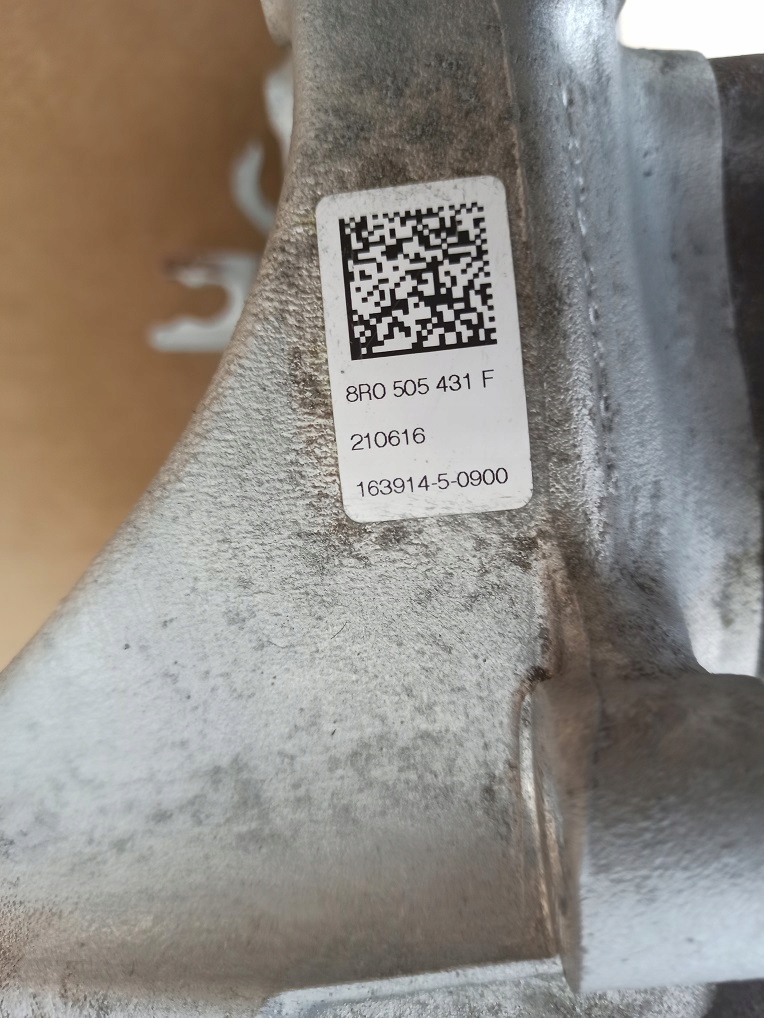 фото №8, Audi a7 4g поворотный кулак задняя левая ступица 8r0505431f 2.0tfsi 4x4 jak nowa