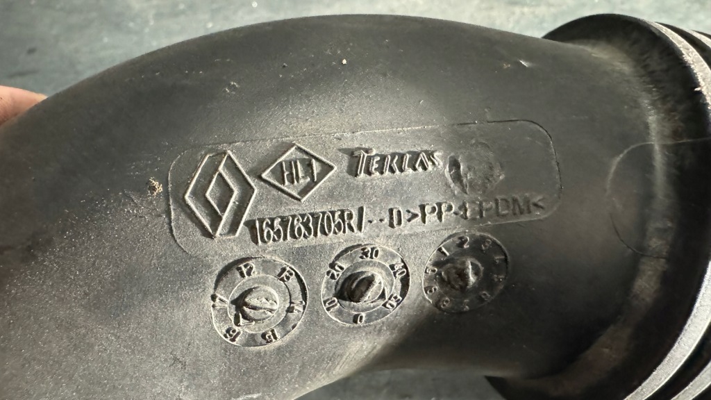 Master 3 movano b патрубок труба шланг повітря витратомір 165763705r Недорого