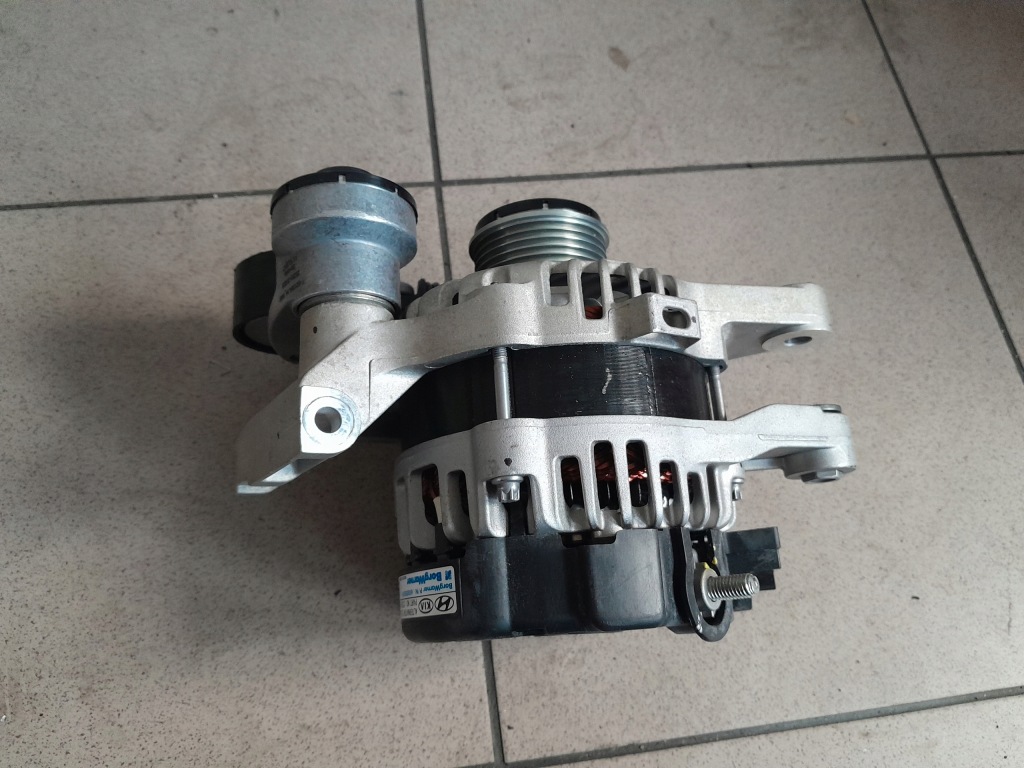 фото №1, Hyundai tucson ii iii kia sportage iv 20r 1.6 crdi генератор 37300-2u200