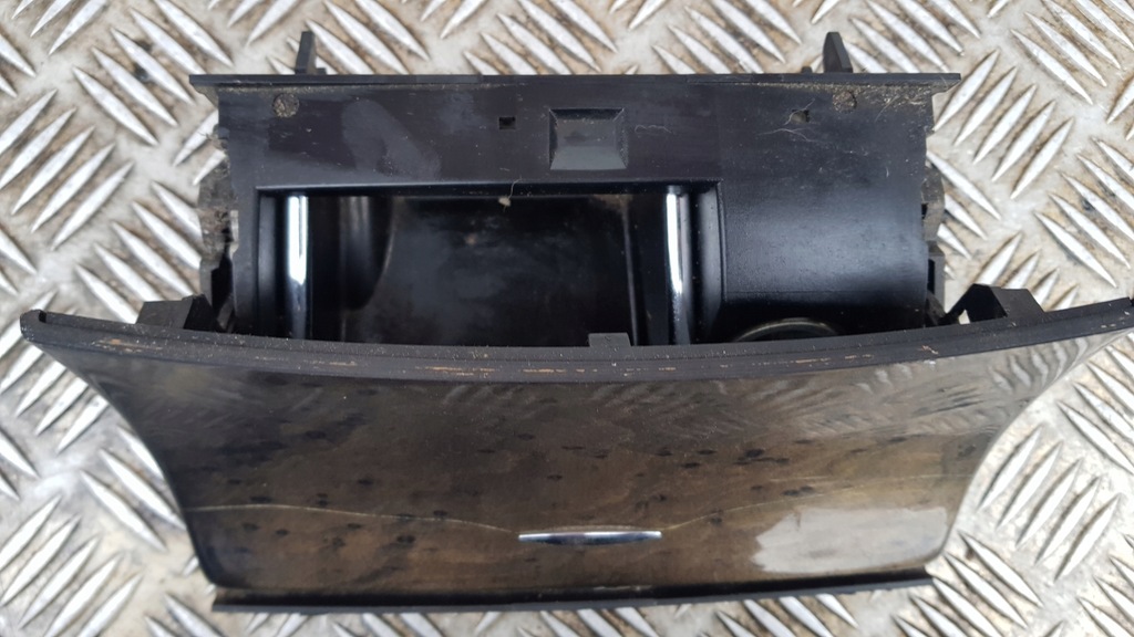 фото №9, Mercedes w211 пепельница бардачок drewno