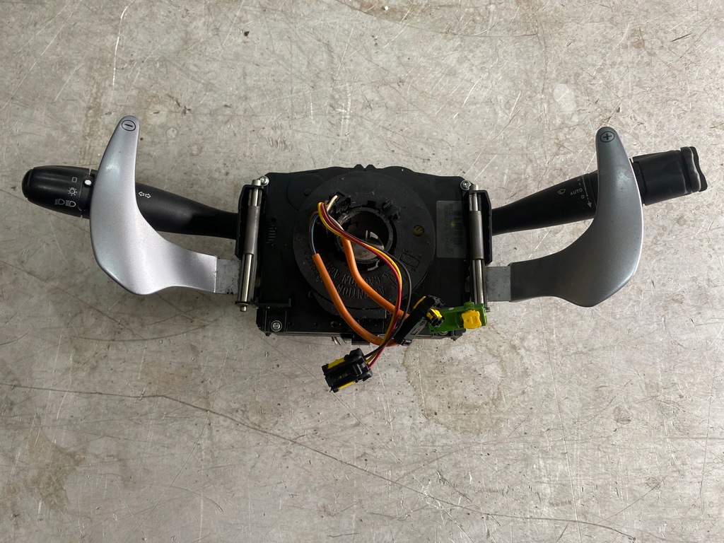 фото №1, Переключатель комбинированный citroen c3 pluriel 96488228xt