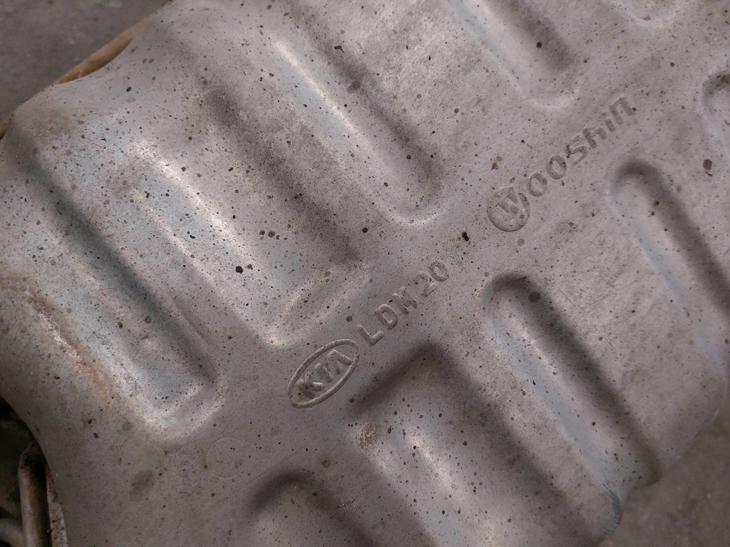 фото №8, Гаситель выхлоп средний + конечный kia cerato i 2.0 crdi