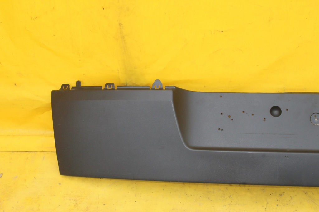фото №2, Накладка крышки задняя renault espace iv 8200007893