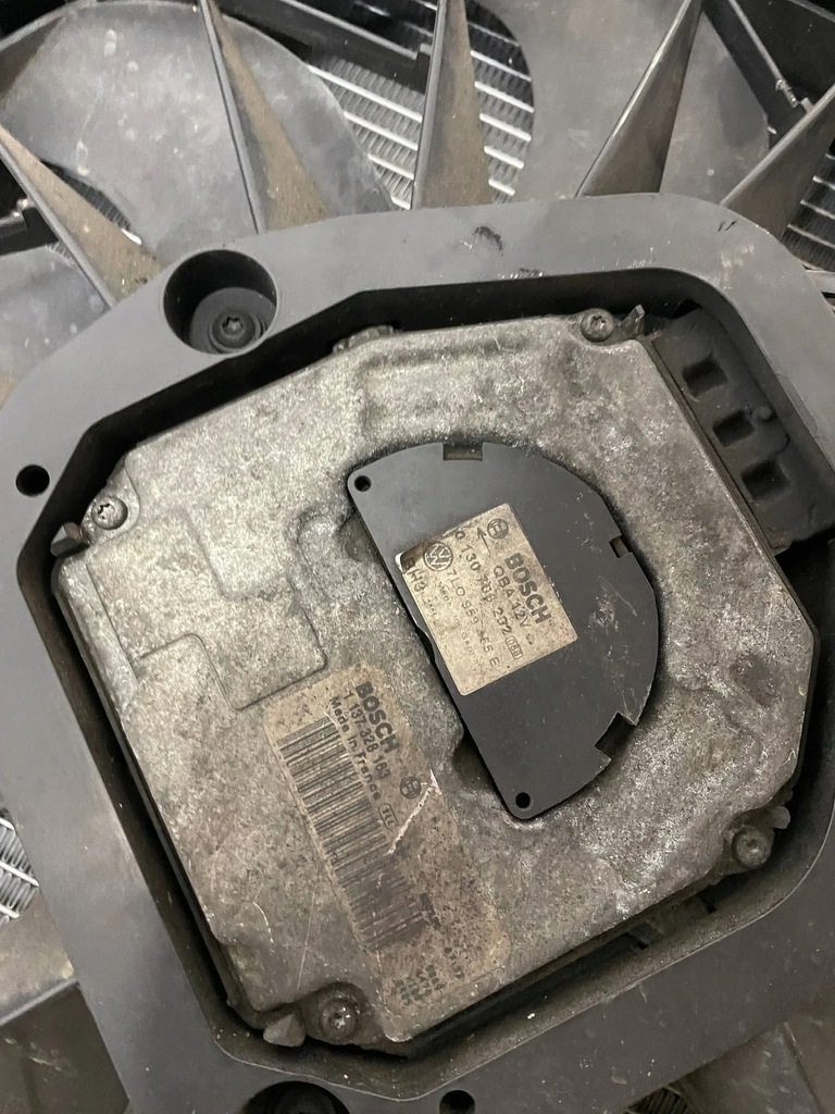 фото №6, Pas радиатор радиатор вентилятор vw touareg 7l audi q7 4l 7l0121203g