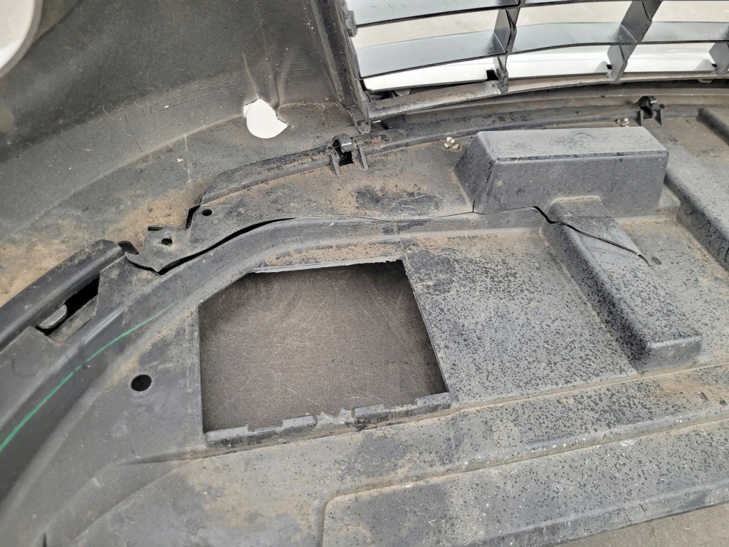 Бампер renault clio 3 - 195 przed liftem 2005-09 / lift 2009-12 Київ