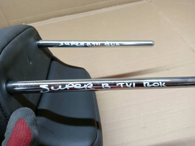 фото №5, Skoda superb ii kombi підголівник задня задній bok боковий