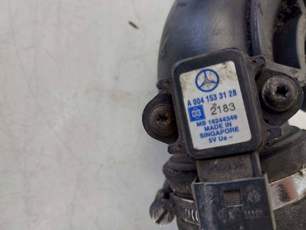 Труба шланг интеркулер 1635016182 a0041533128 mercedes ml w163 2.7 cdi в Украине