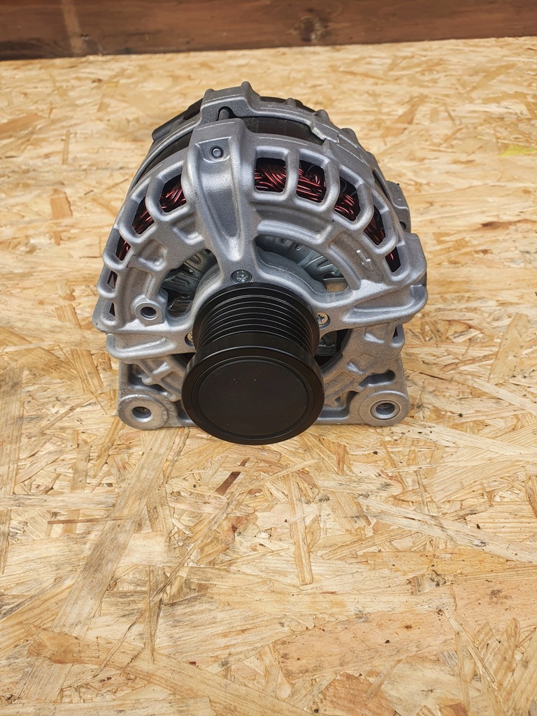 фото №1, Генератор 231001993r renault 150a