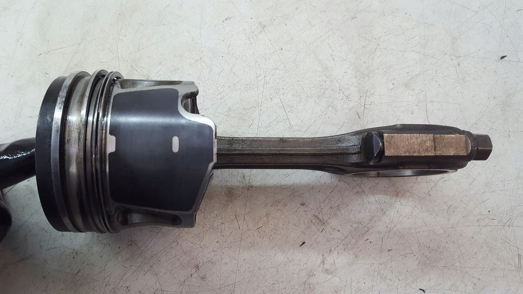 фото №8, Поршень шатун ford focus 2,0 tdci