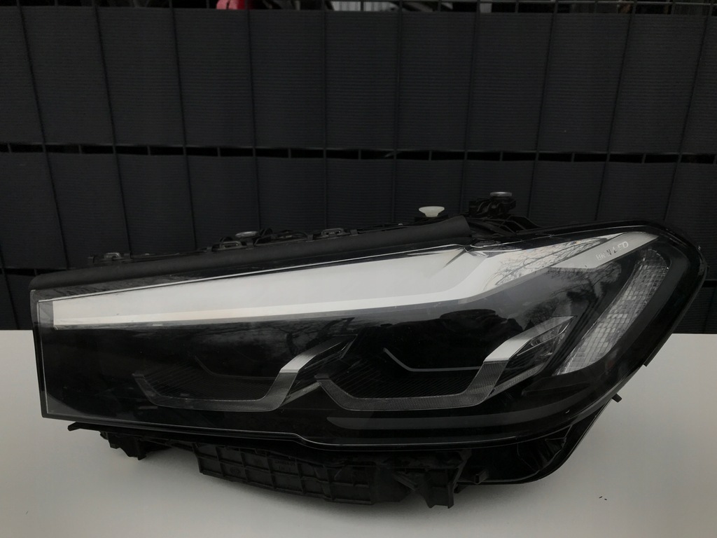 фото №1, Bmw 5 g30 g31 левая лампа перед full led lift 20-