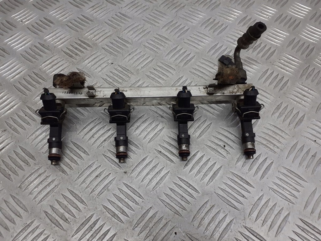 фото №1, Молдинг впрыскная opel corsa c 1.4 028151208