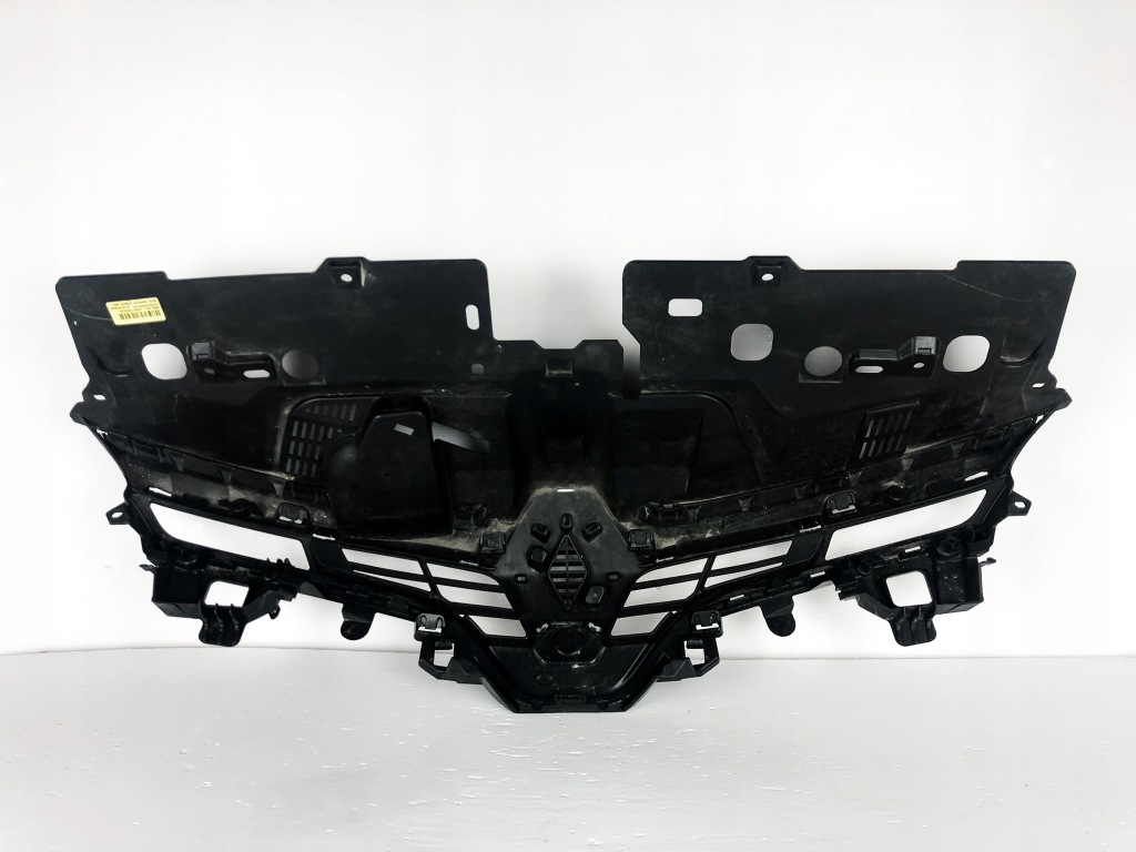 Renault clio iv решётка радиатора решётка радиатора бампера перед 2012- Цена