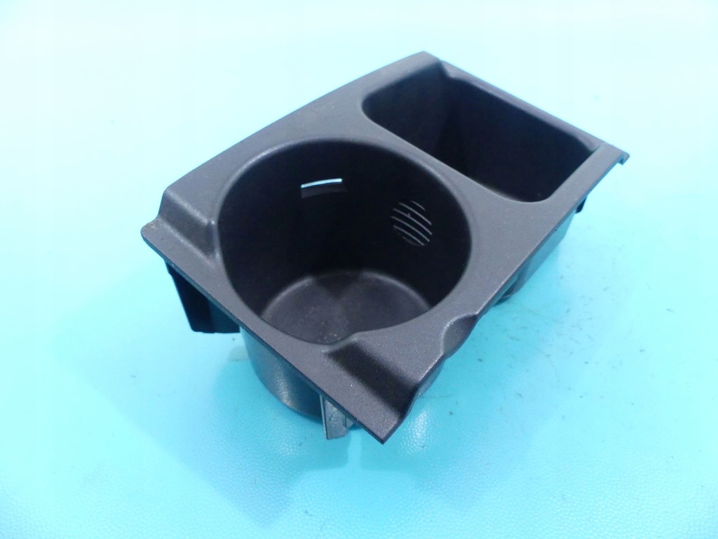 фото №1, Кронштейн na чашка напій mercedes w212 eu