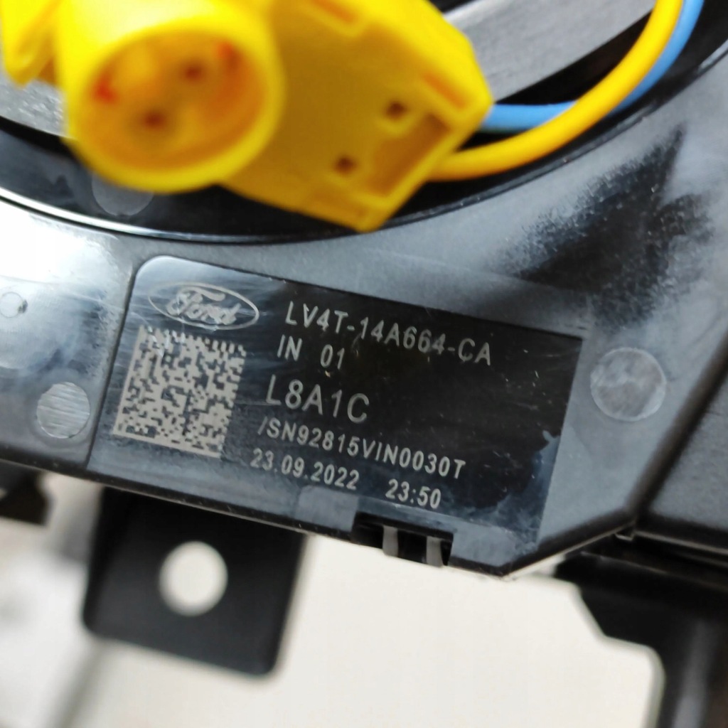 фото №7, Ford mustang mach-e 2023 важіль / перемикач поворотники