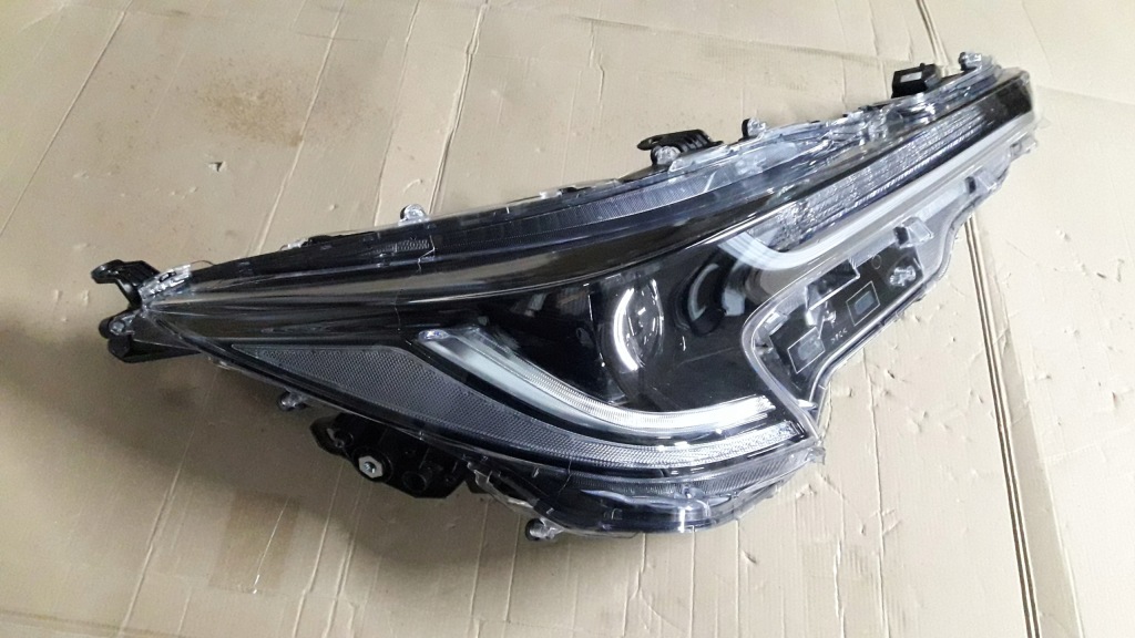 фото №2, Лампа передня права corolla e21 hb full led ideał
