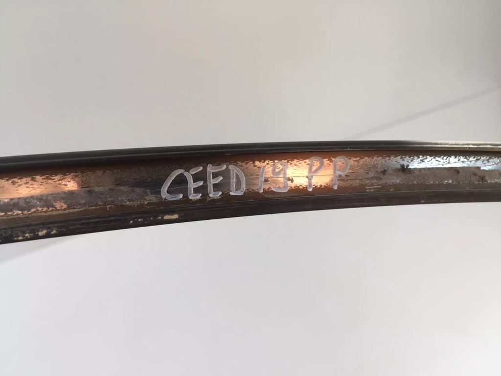 фото №4, Kia ceed iii 2020 правая молдинг дверь перед хром