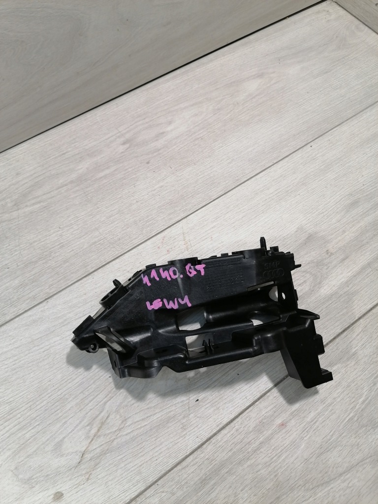 фото №1, Audi q8 напрямна крила лівий перед 4m8807283