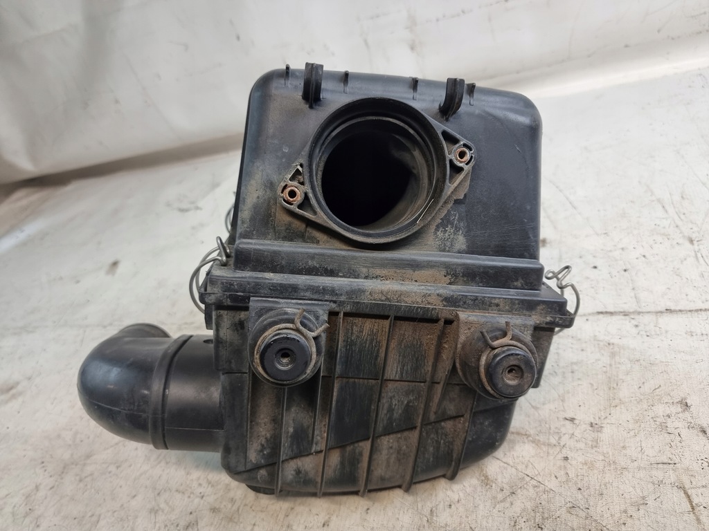 фото №16, Корпус фільтра повітря оригінальний номер 91153318 opel frontera a 2.5 tds