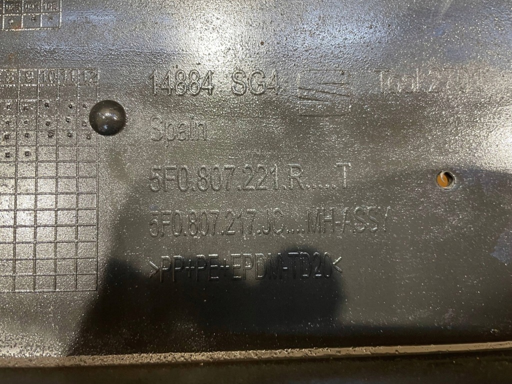 Купить Seat leon 3 3 5f рестайлинг  16-20 бампер перед передний