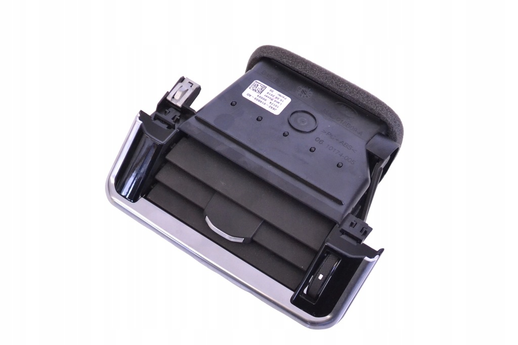 фото №1, Решітка обдув j8a2-018b09-a range rover velar