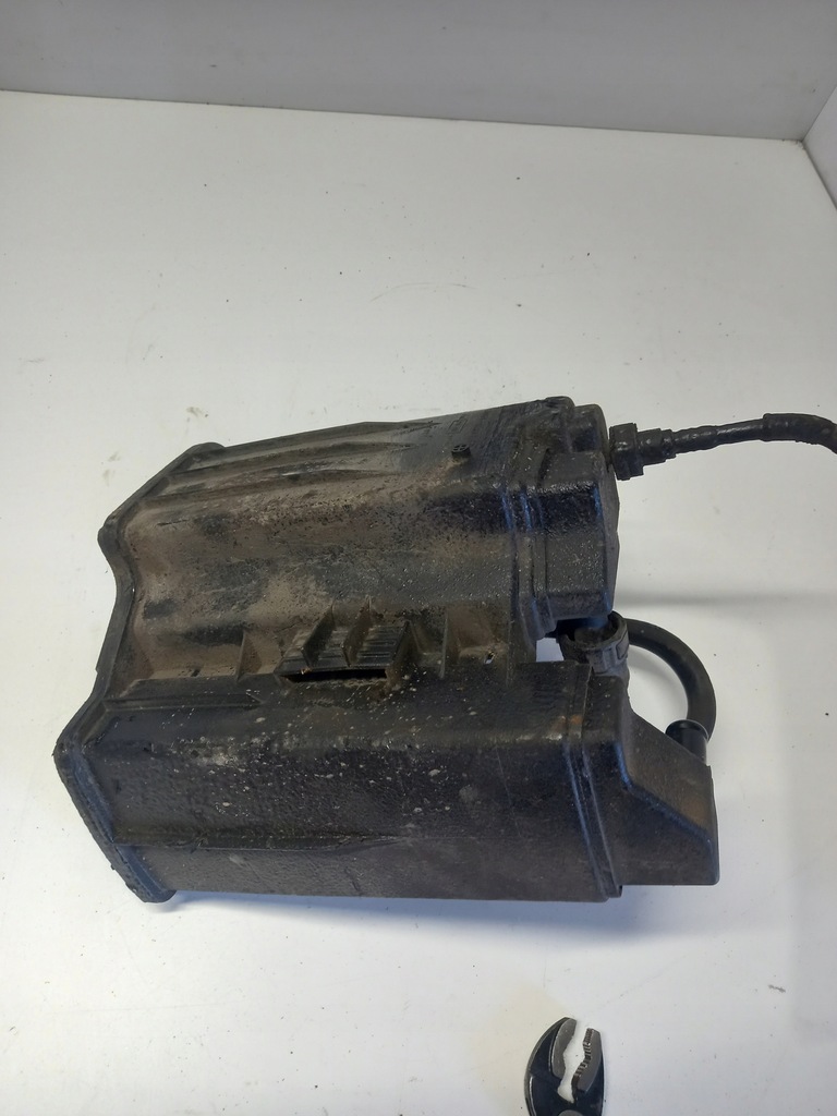 фото №4, Фільтр вугільний mazda 3