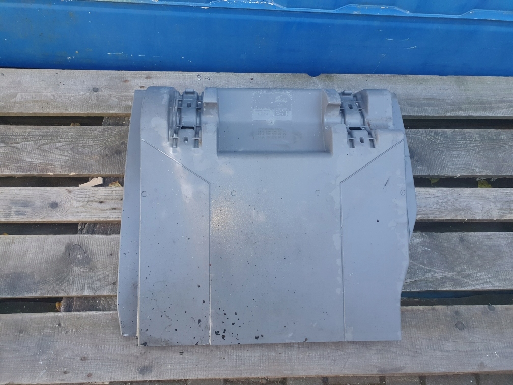 фото №1, Подкрылок крыло задняя mercedes actros 9305200119