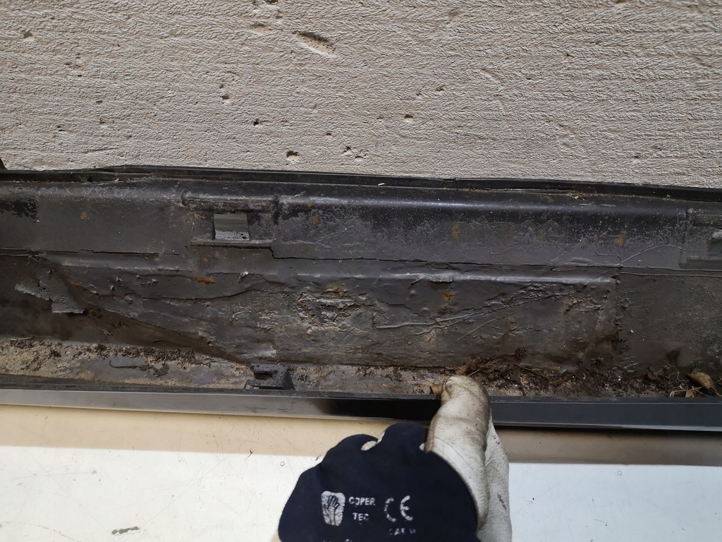 фото №7, Молдинг порог левая outback iv 09-