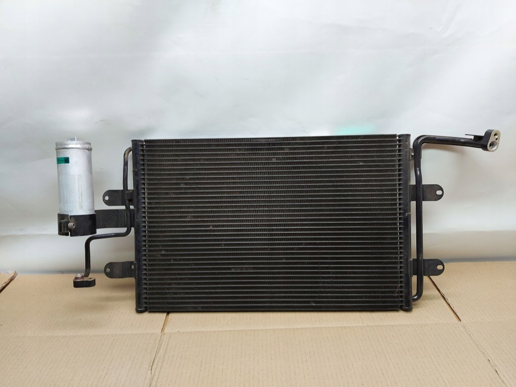 фото №1, Golf iv leon bora радиатор кондиционера 1j0