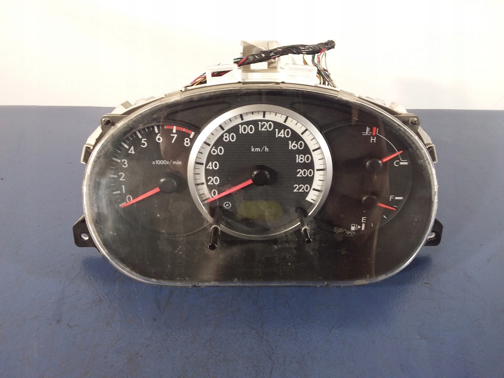 фото №1, Mazda 5 i cr 1.8 счетчик приборы cdcc33a