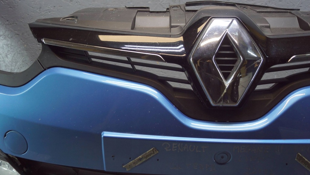 Renault megane 3 рестайлинг  купе бампер перед terpb z2172 с Разборки