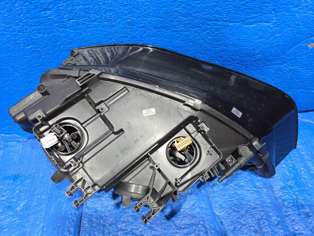 фото №13, Лампа перед сторона права audi a4 s4 b8 8k 8k0941044c