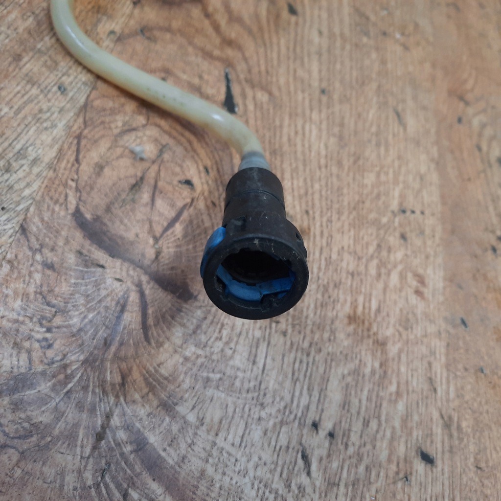 фото №8, Bmw e90 2.0d m47 шланг топлива датчик 7789305