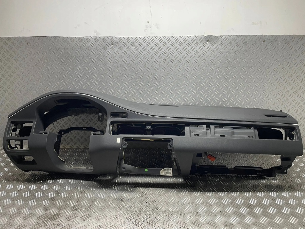 фото №1, Консоль приборная панель подушка безопасности volvo v70 iii pod навигация