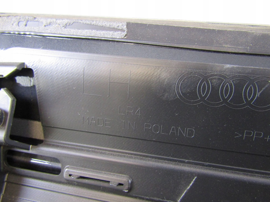 фото №10, Audi q4 e-tron молдинг двері лівих перед 89a853959a