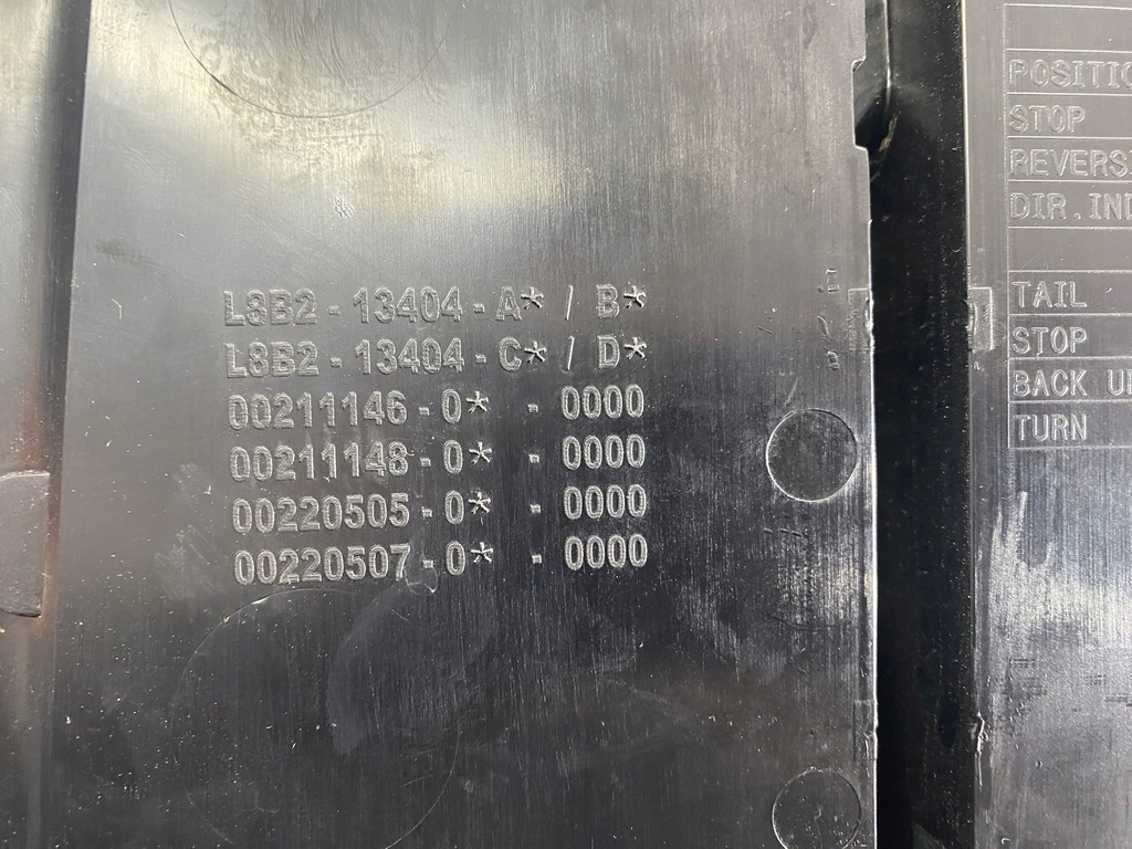 фото №7, Лампа range land rover defender d300 se правая задняя