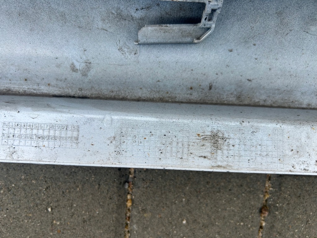 Купити Opel insignia b opc молдинг поріг ліва оригінал гарний стан