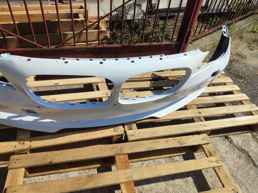 фото №11, Бампер перед bmw 7 f01 f02 07.12-01.16r lift ксенон 4 pdc +1 лак a300