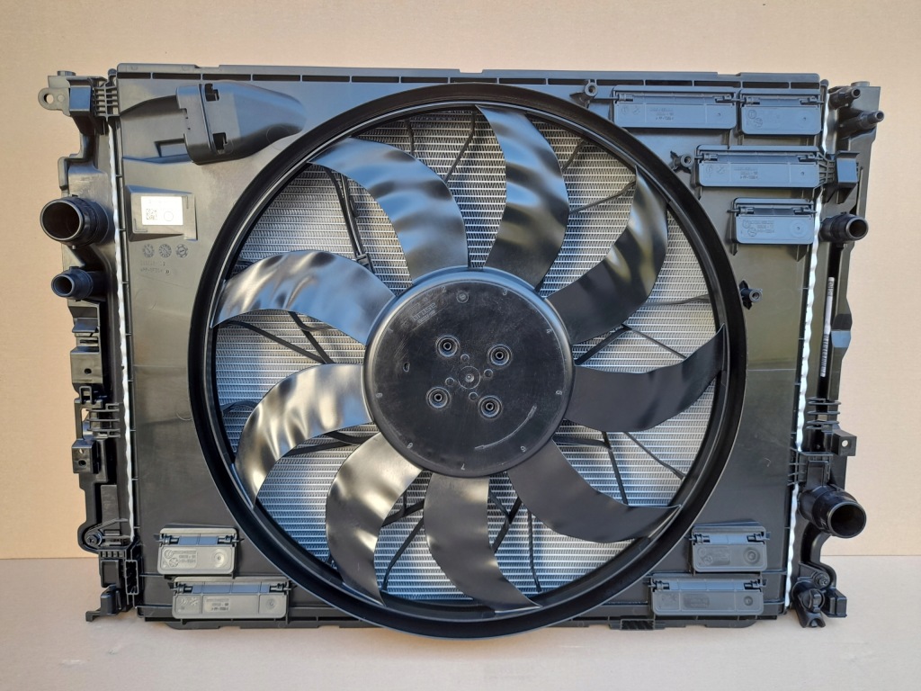 фото №1, Комплект радиатор mercedes e klasa w214 s214 2023-