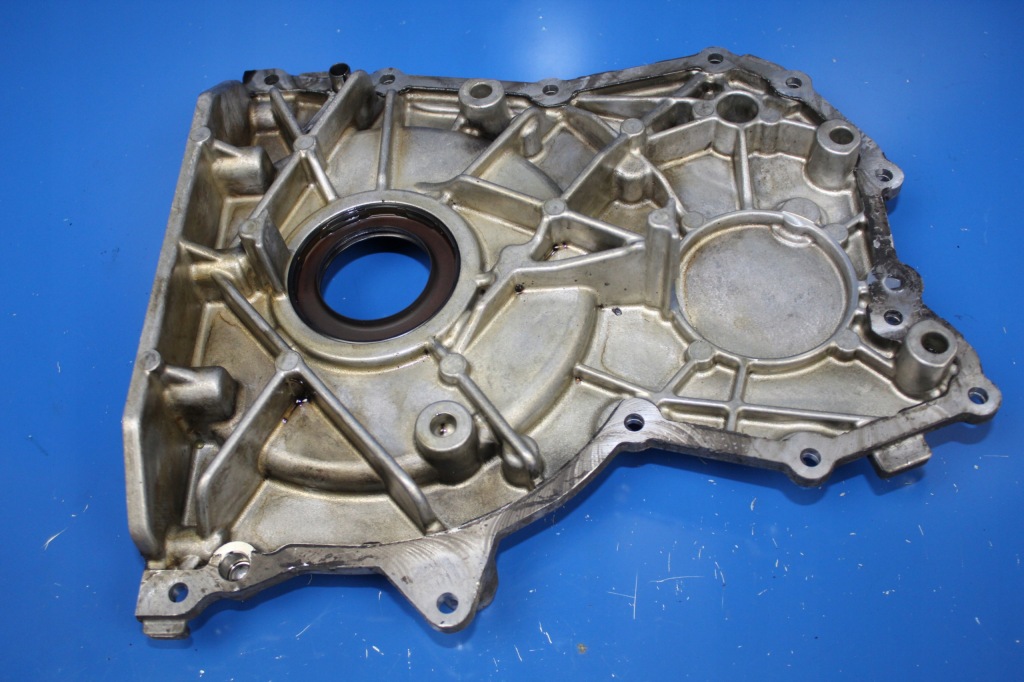 фото №1, Mercedes-benz оригінальний номер a6420150701 корпус розподільного валу