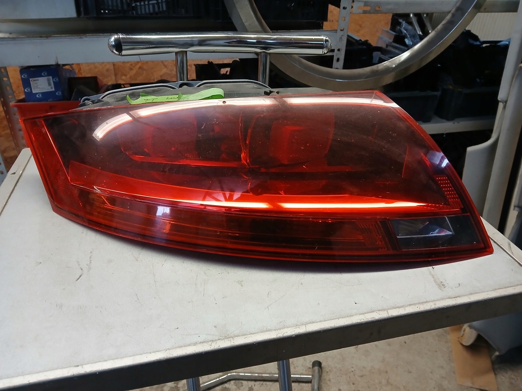 фото №1, Лампа лівий задня audi tt 8j 8j0945095b