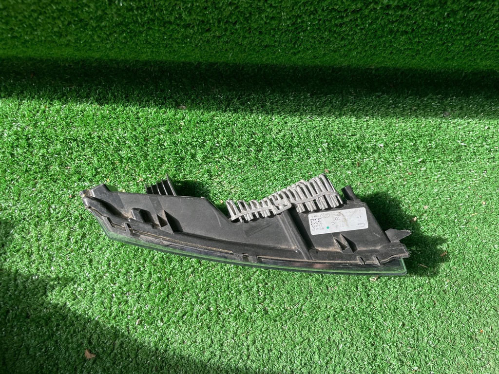 фото №3, Jaguar f-pace протитуманна фара лампа права led з модуль