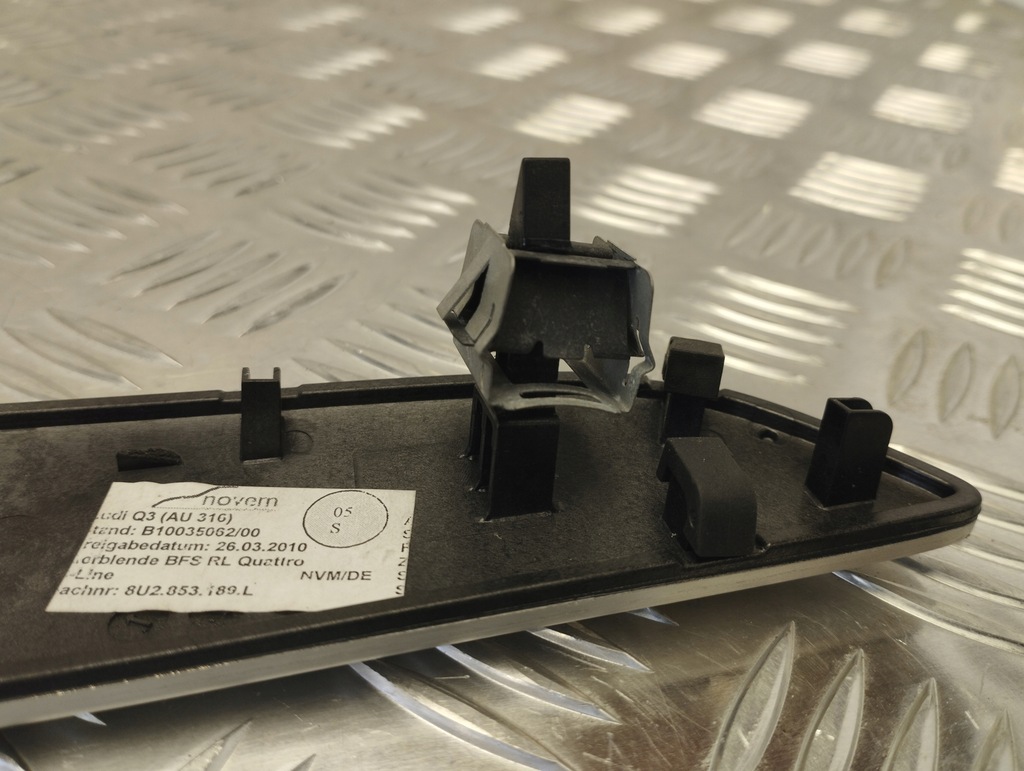 фото №9, Audi q3 8u молдинг dekor заглушка 8u2853189l