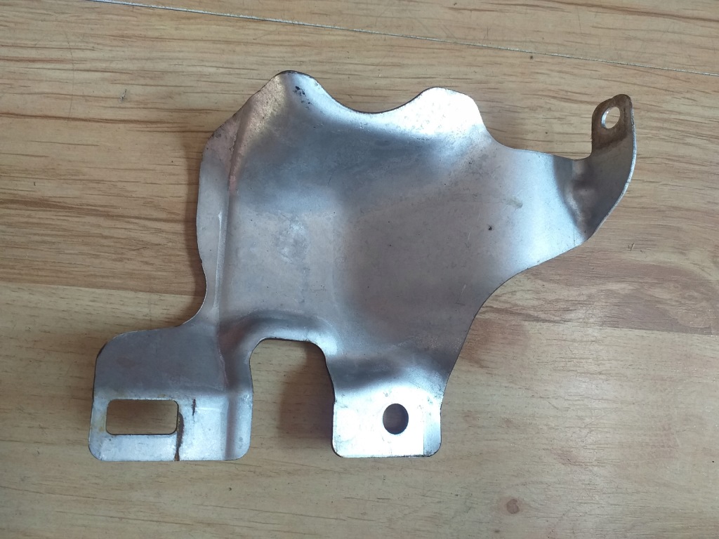 фото №5, Bmw 1 f40 m135i 19- защита тепловая 8632102