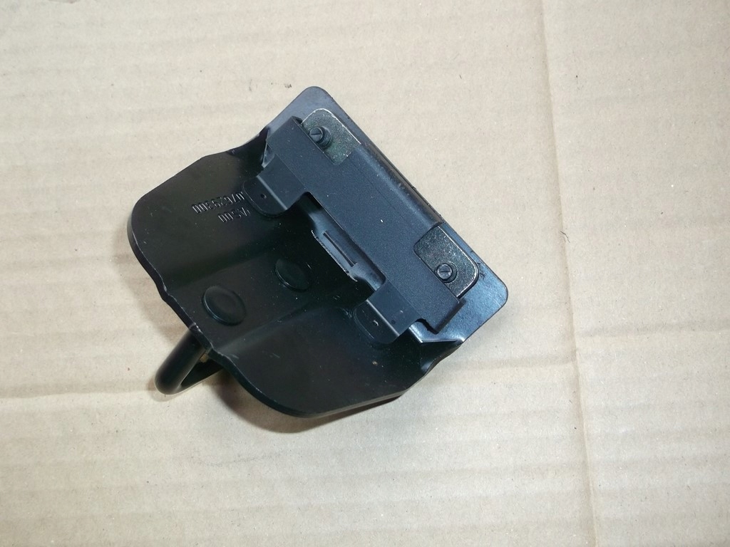 фото №2, Peugeot 308 cc засов крышки багажника