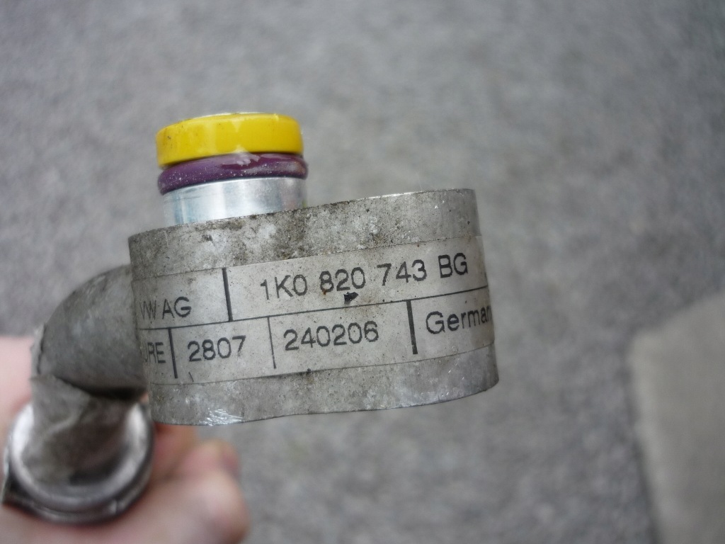 фото №11, Шланг кондиционера seat leon ii golf v a3 8p 1.6 mpi 2.0 fsi 1k0820743bg