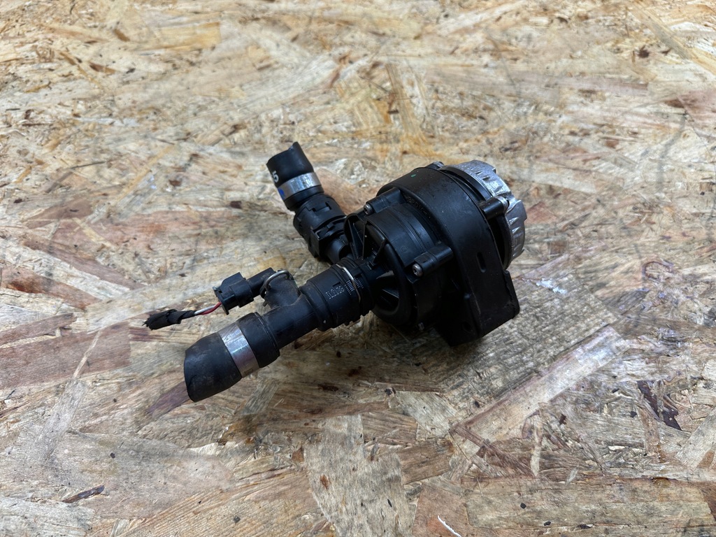 фото №8, Дополнительная насос wody opel e-corsa f e-mokka ii peugeot e-208 ii 9827567880