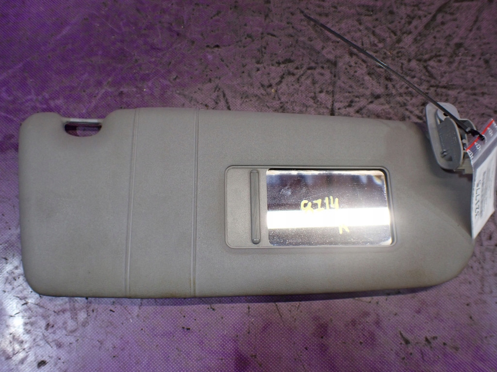 фото №1, Audi a3 8l 00-03 защита солнцезащитная правая 8d0857552