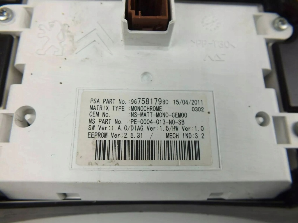 Peugeot 308 2018 панель / спідометр Оригінал