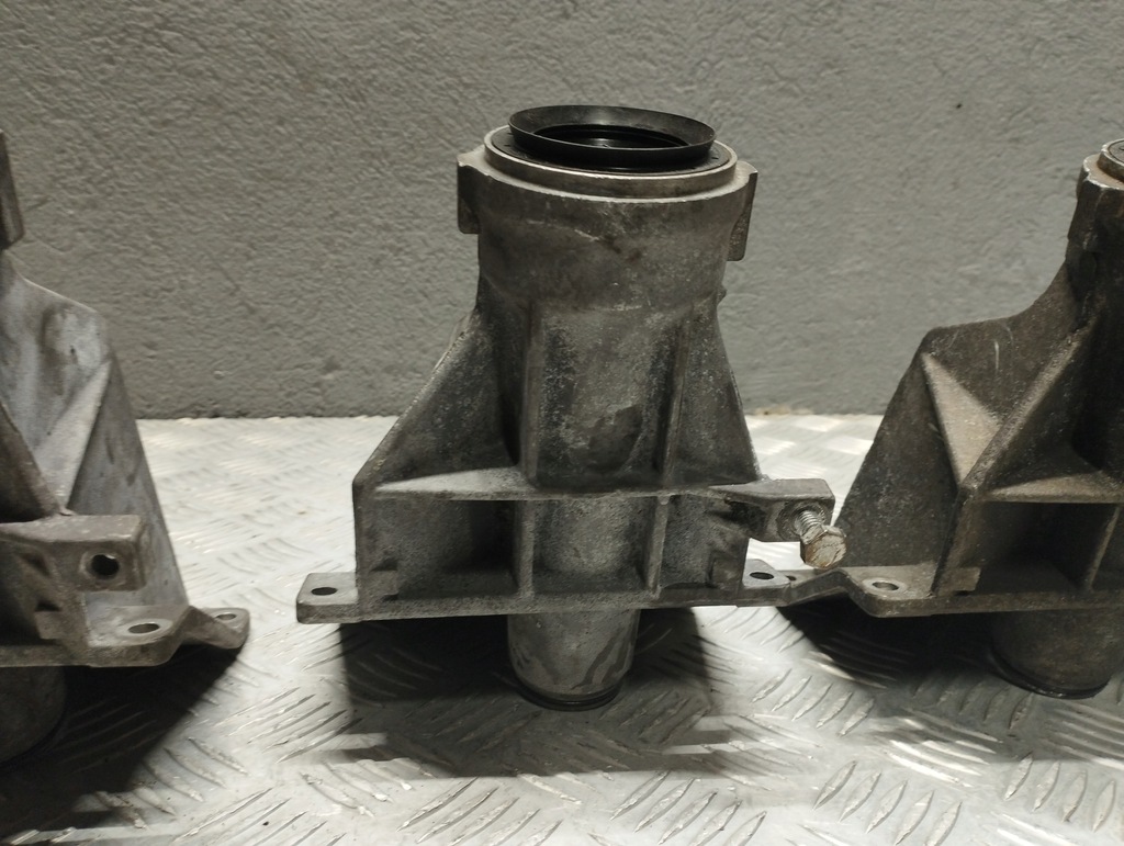 фото №10, Bmw x3 e83 кронштейн кронштейн 3448546