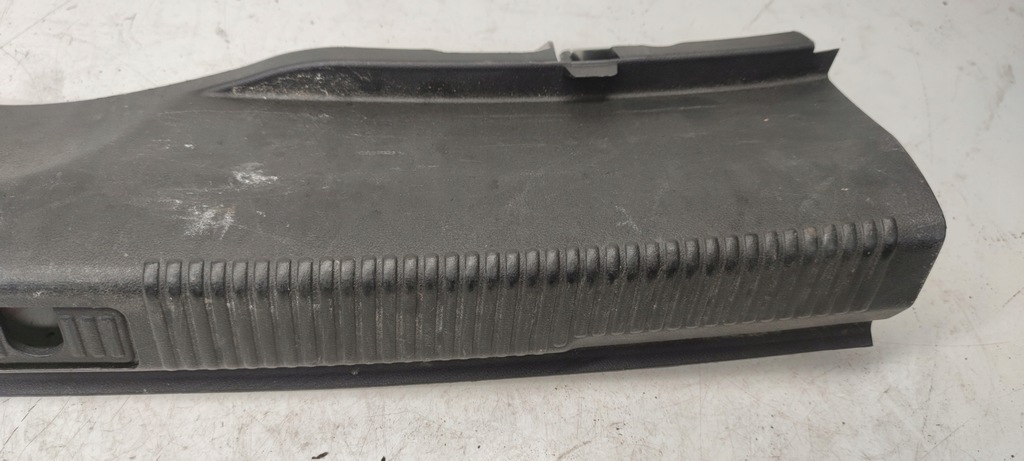 фото №5, Накладка поперечина задняя audi a6 c7 sedan 4g5863471b